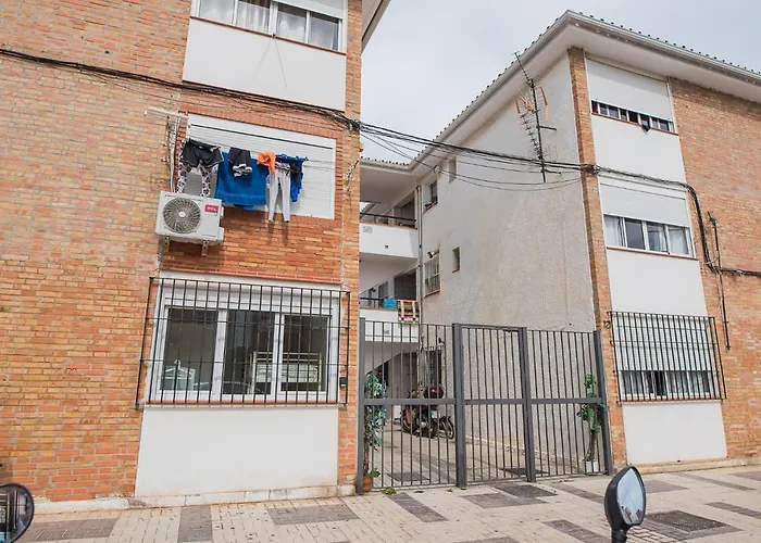 Malagaonbeach 2 - Two Bedrooms - Up To 3 People - 30 Meters Beach