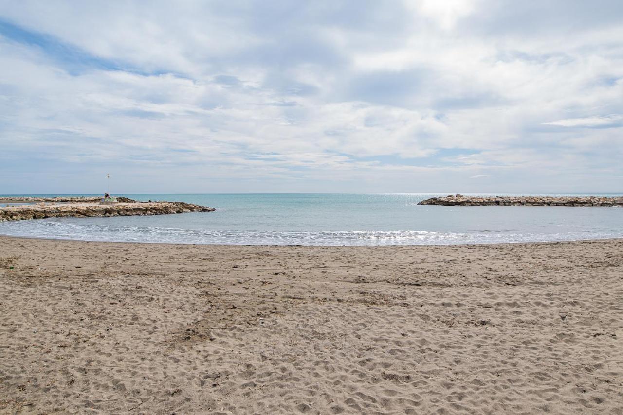 Malagaonbeach 2 - Two Bedrooms - Up To 3 People - 30 Meters * Màlaga